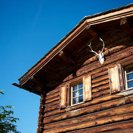 Berghof Sertig Dağ evi Clavadel